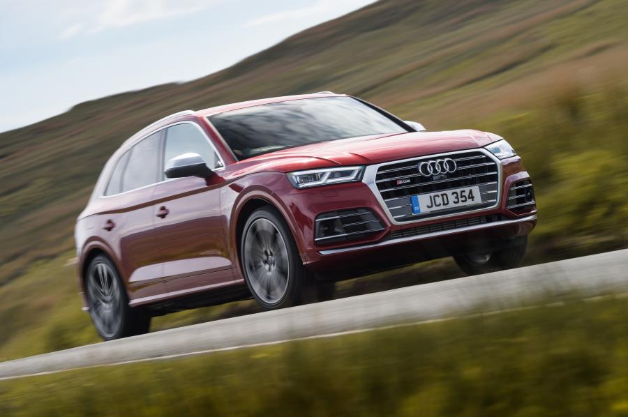  Audi SQ5 3.0 TFSI 2017 года  (UK) (фото 1 из 40)